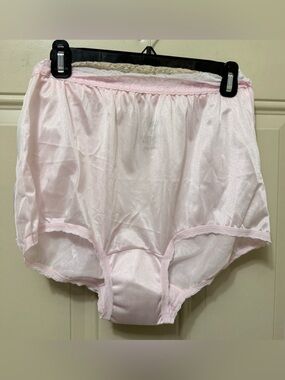 Carole Nylon Panties with Lace Trim Size 8 Three Pairs